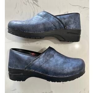 Sanita Pro Cabrio Clog Women's EU 41 US 8 Shimmer Blue Metallic Closed Back Shoe